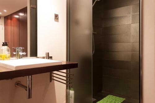 Apartamento Via Augusta 153 Барселона Экстерьер фото